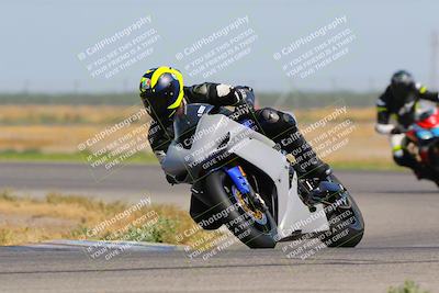 media/May-22-2023-Fastrack Riders (Mon) [[ae7626d9d8]]/Level 1/945am (Sweeper)/